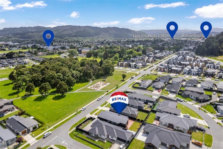 Photo of property in 11 Buddle Road, Wallaceville, Upper Hutt, 5018