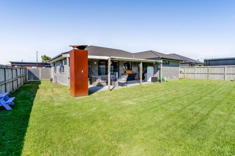 Photo of property in 15 Customhouse Street, Bell Block, New Plymouth, 4312