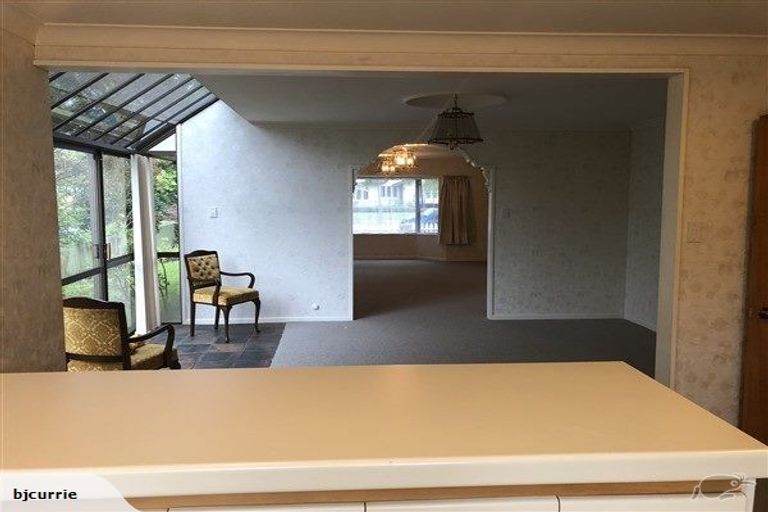 Photo of property in 32 Langston Avenue, Palmerston North, 4414