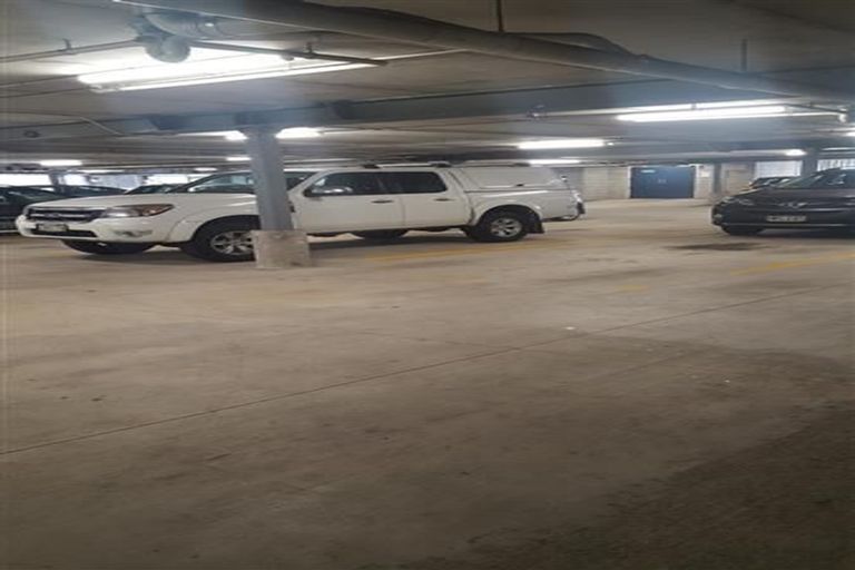 Photo of property in Luxford Villas, 116/72 Herald Street, Berhampore, Wellington, 6023