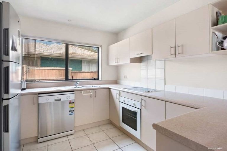 Photo of property in 13 Columbia Place, Albany, Auckland, 0632