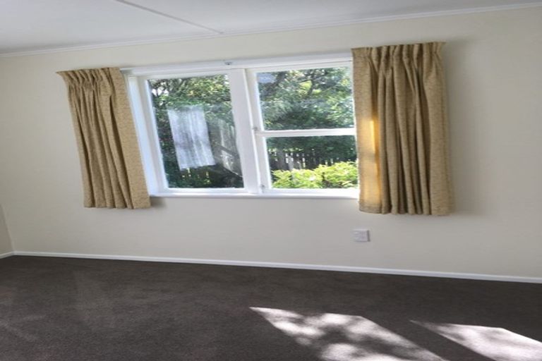 Photo of property in 86 Brandon Street, Featherston, 5710