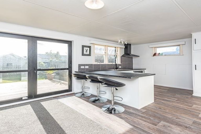 Photo of property in 12 Durham Road, Springvale, Whanganui, 4501