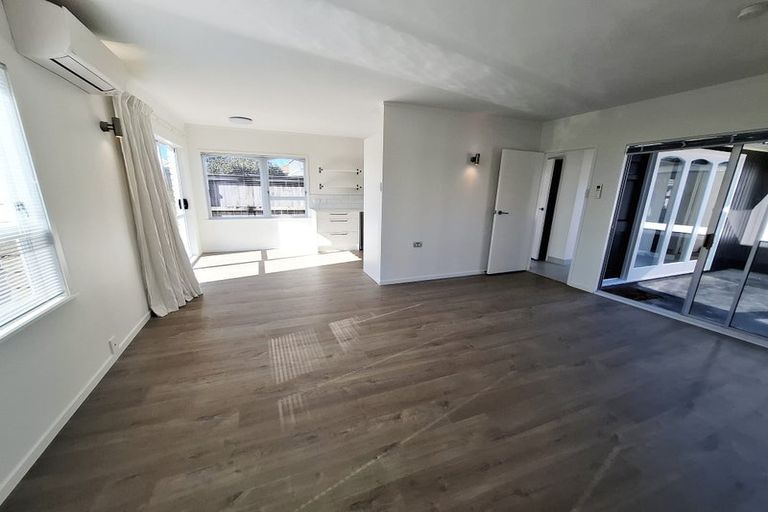 Photo of property in 1/45 Castor Bay Road, Castor Bay, Auckland, 0620