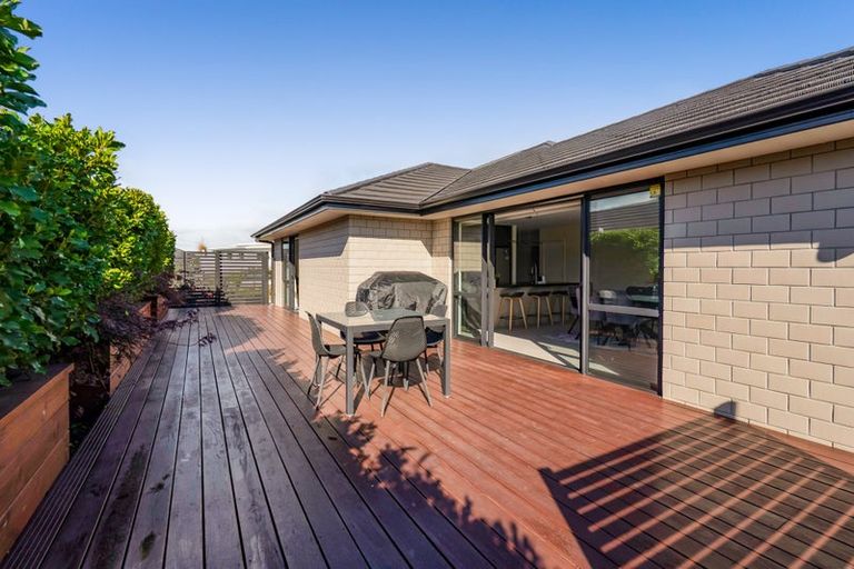 Photo of property in 17 Longstaff Drive, Bell Block, New Plymouth, 4312