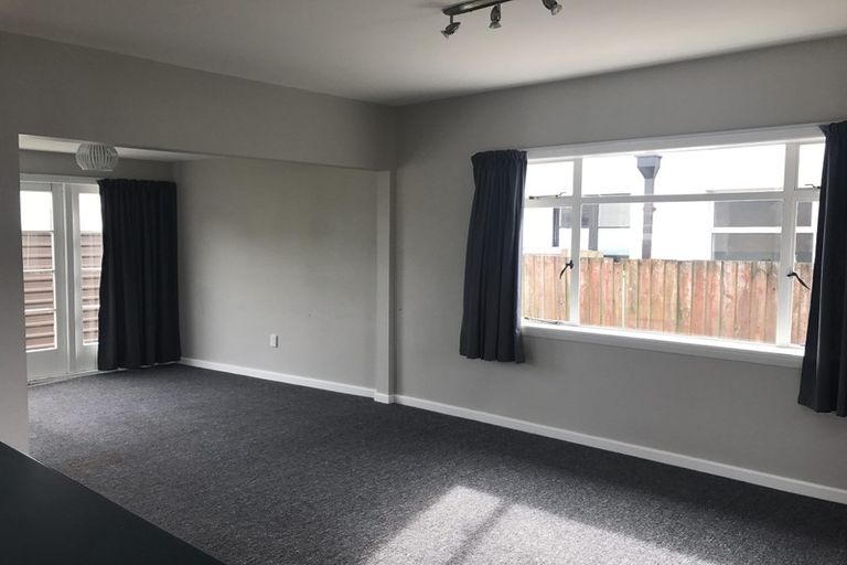 Photo of property in 211 Knowles Street, St Albans, Christchurch, 8052