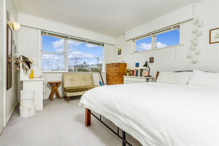 Photo of property in 2/45 Francis Street, Hauraki, Auckland, 0622