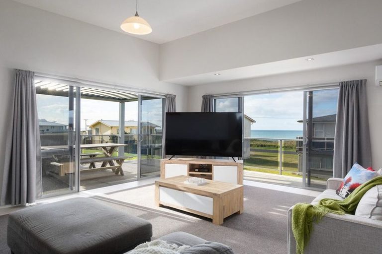 Photo of property in 273a Seaforth Road, Waihi Beach, 3611