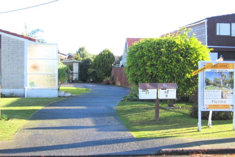 Photo of property in 1/54 Hatton Road, Orewa, 0931
