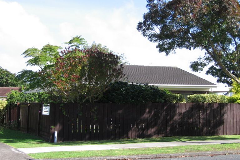 Photo of property in 1/61 Butley Drive, Farm Cove, Auckland, 2012