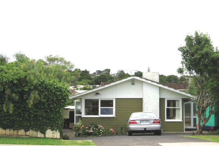 Photo of property in 106 Moore Street, Hillcrest, Auckland, 0627