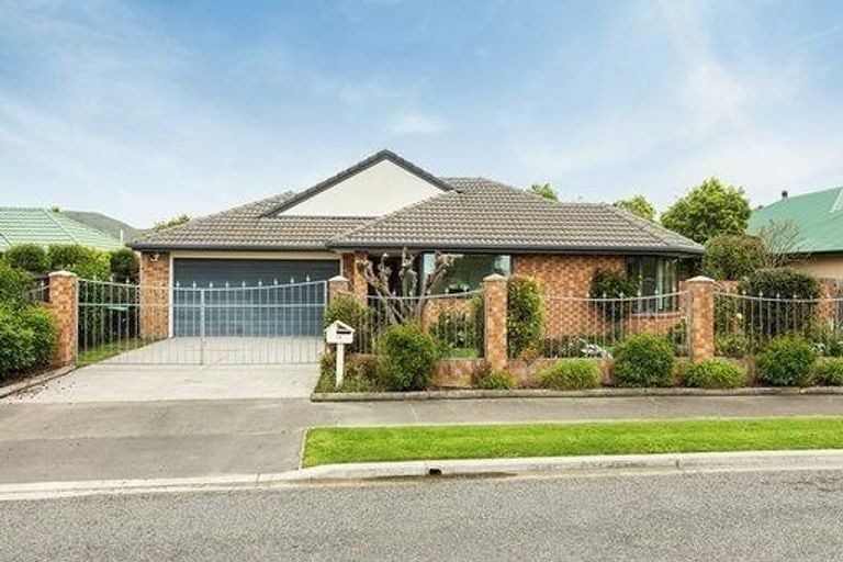 Photo of property in 18 Shearwater Drive, Woolston, Christchurch, 8023