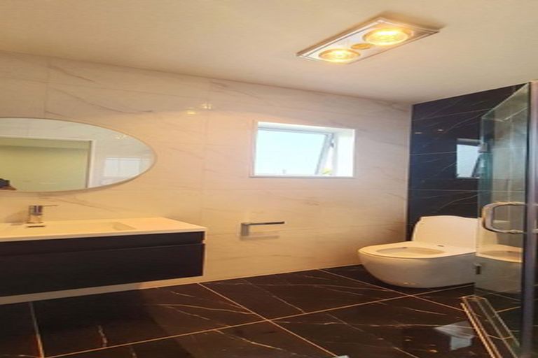 Photo of property in 16 Perkins Street, Papakura, 2110