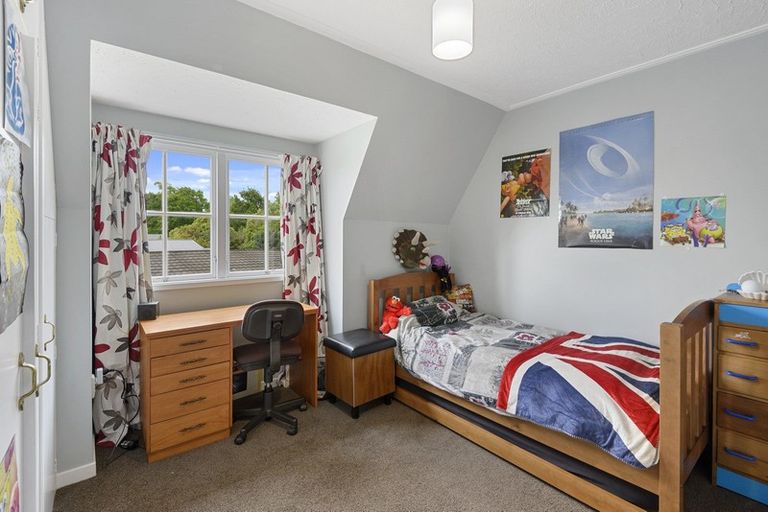 Photo of property in 12 Guinness Crescent, Ilam, Christchurch, 8041