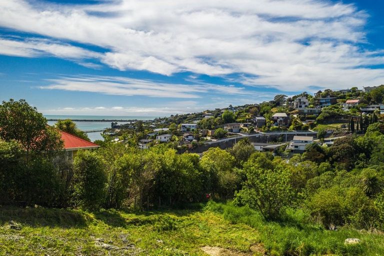 Photo of property in 77 Mount Pleasant Road, Mount Pleasant, Christchurch, 8081