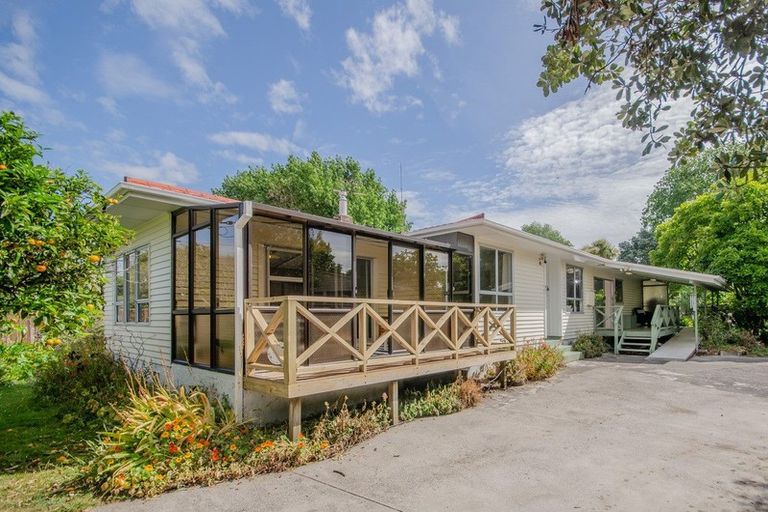 Photo of property in 25 Sullivan Avenue, Mangere Bridge, Auckland, 2022