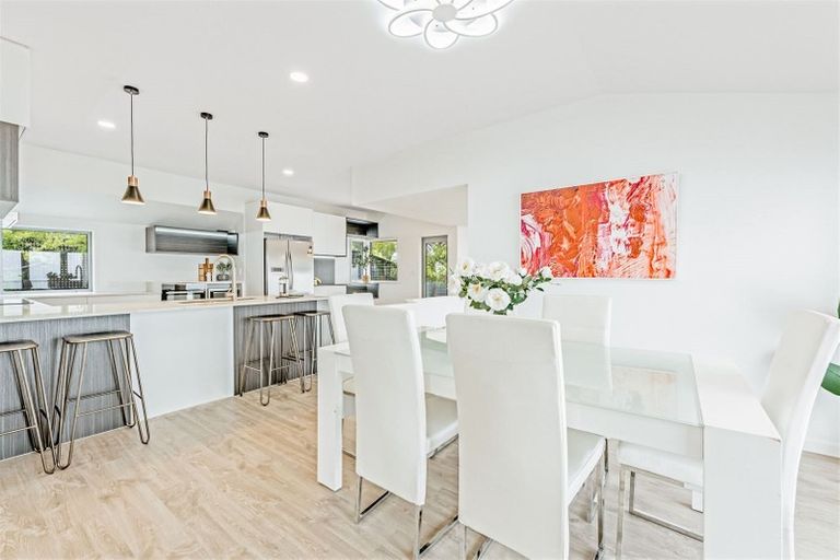 Photo of property in 6 De Thier Lane, Richmond Hill, Christchurch, 8081