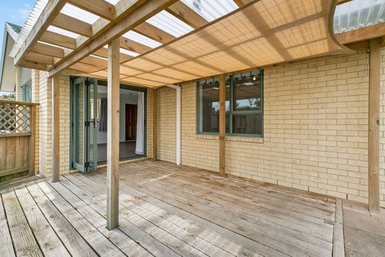 Photo of property in 27 Corinth Grove, Papamoa Beach, Papamoa, 3118