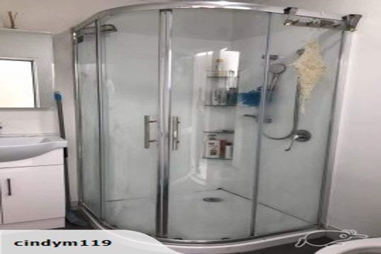 Photo of property in 12 Bruce Road, Glenfield, Auckland, 0629