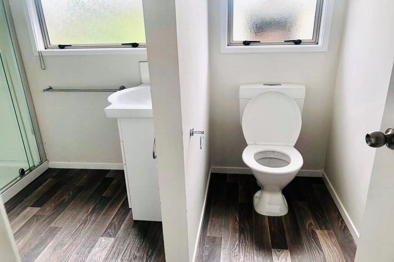 Photo of property in 41 Rathgar Road, Henderson, Auckland, 0610