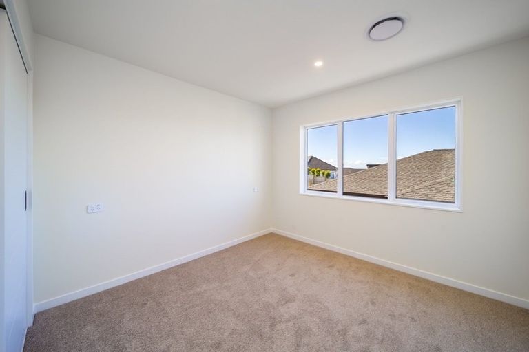 Photo of property in 135 Ormonde Drive, Silverdale, 0932