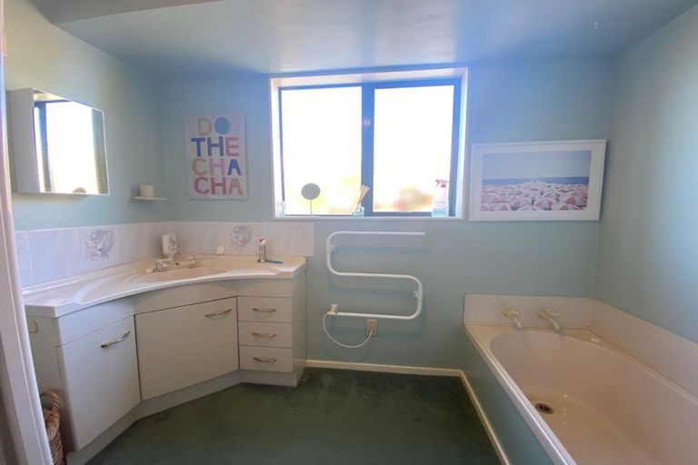 Photo of property in 75 Iwa Street, Mapua, 7005