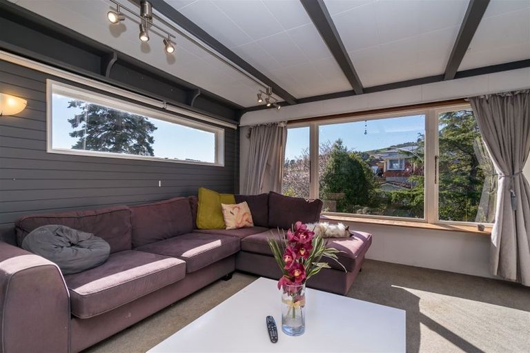 Photo of property in 42 Weir Street, Green Island, Dunedin, 9018