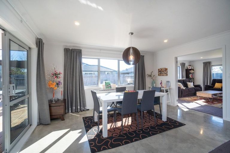 Photo of property in 26a Oak Crescent, Ashhurst, 4810