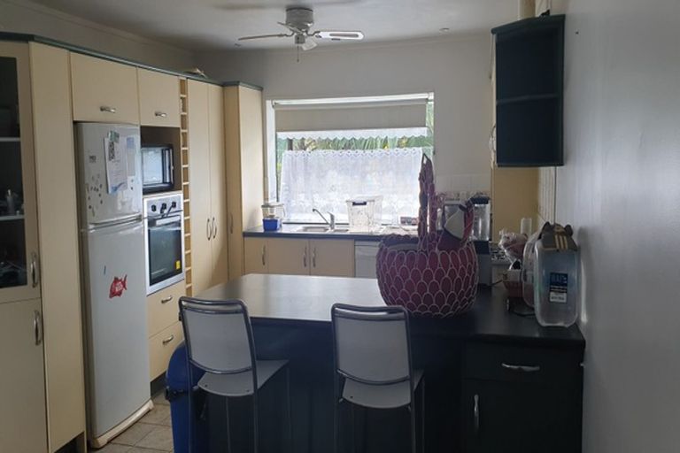 Photo of property in 42 Barnhill Crescent, Pahurehure, Papakura, 2113