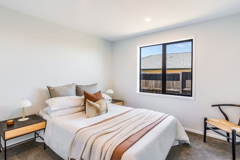 Photo of property in 4 Manaakitia Road, Karaka, 2124