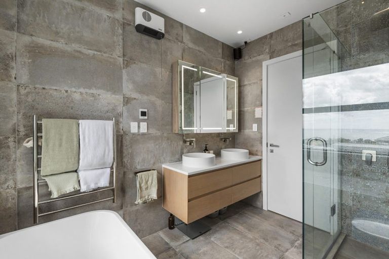 Photo of property in 61a Castor Bay Road, Castor Bay, Auckland, 0620