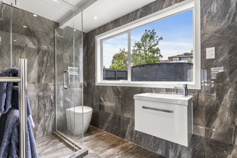 Photo of property in 48 Matakatia Parade, Matakatia, Whangaparaoa, 0930