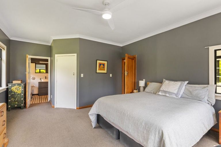 Photo of property in 82 Tikorangi Road, Tikorangi, Waitara, 4383