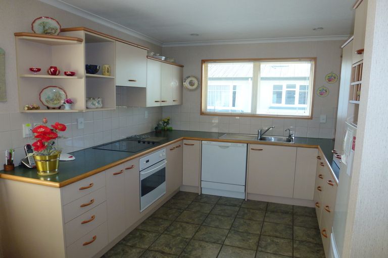 Photo of property in 50c Bantry Street, Alexandra, 9320