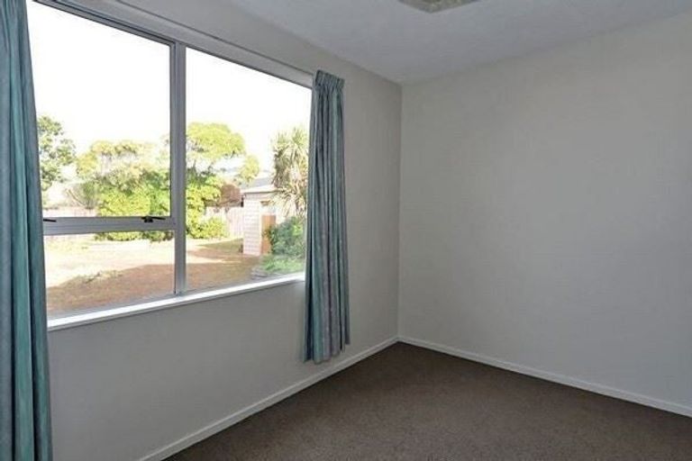 Photo of property in 15 Pukeko Place, Southshore, Christchurch, 8062