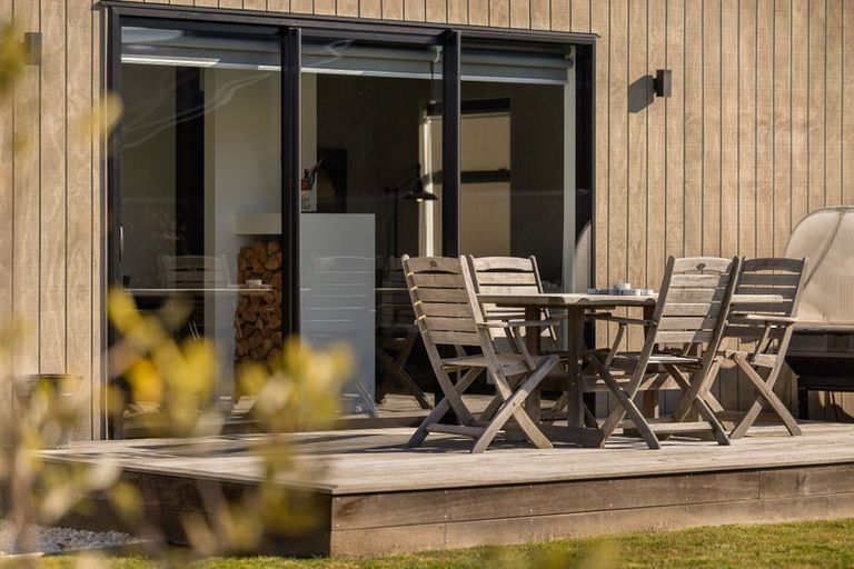 Photo of property in 11 Alice Burn Drive, Luggate, Cromwell, 9383