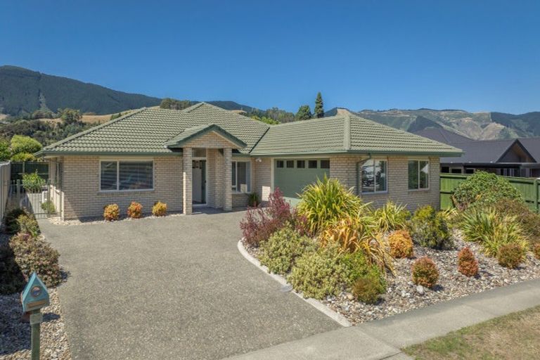 Photo of property in 80 Covent Drive, Stoke, Nelson, 7011