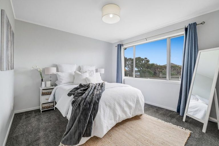 Photo of property in 1/941 Whangaparaoa Road, Manly, Whangaparaoa, 0930