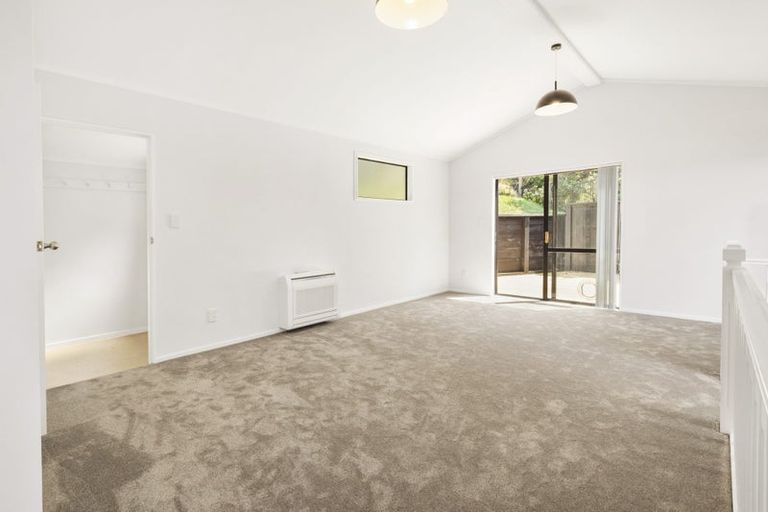 Photo of property in 51b View Road, Houghton Bay, Wellington, 6023