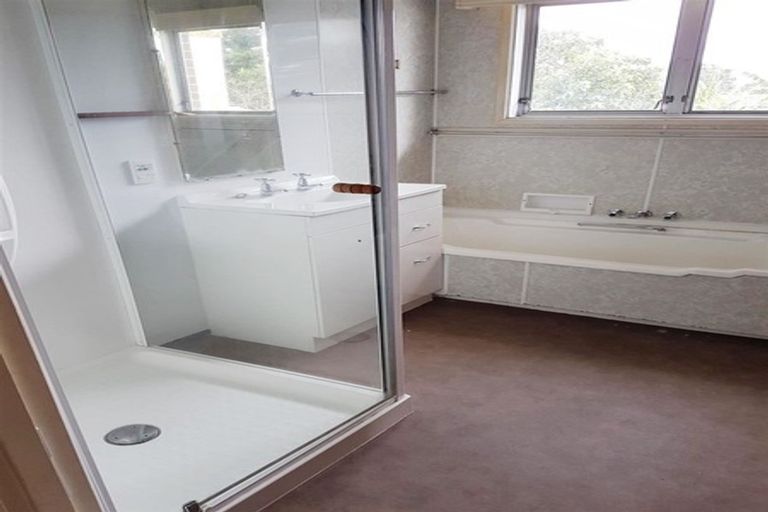 Photo of property in 16 Cook Drive, Whitianga, 3510