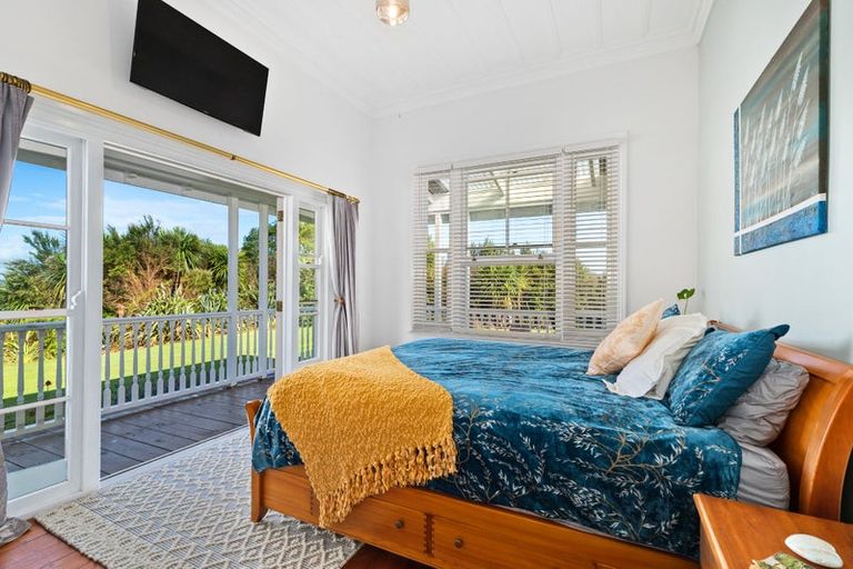 Photo of property in 73 Ranganui Road, Kaiwaka, 0573
