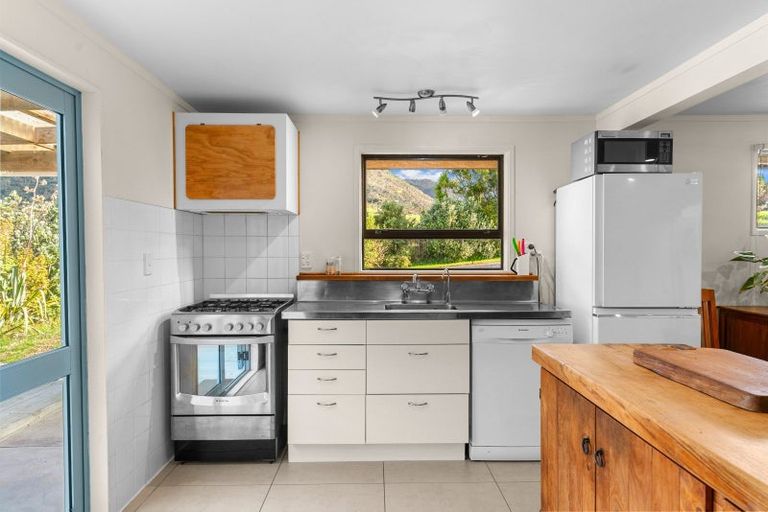 Photo of property in 18 Basil Road, Whangarei Heads, Whangarei, 0174