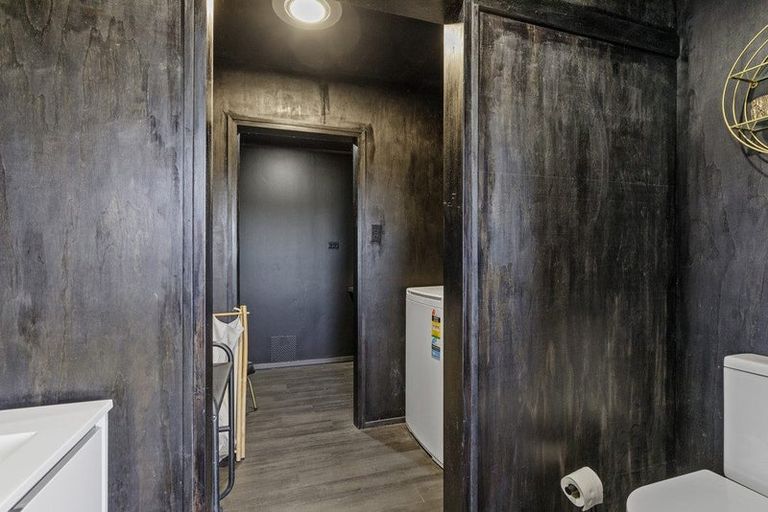 Photo of property in 95 Sweetacres Drive, Belmont, Lower Hutt, 5010