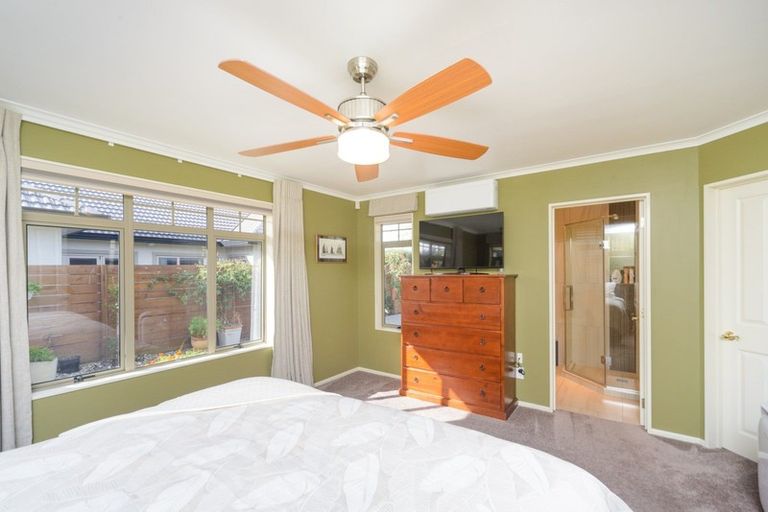 Photo of property in 15 Washington Parade, Milson, Palmerston North, 4414