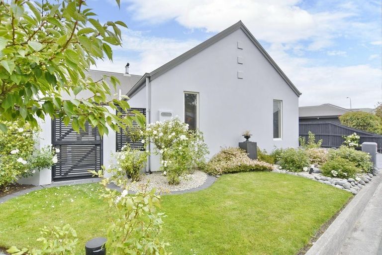 Photo of property in 4 Matawai Close, Rangiora, 7400