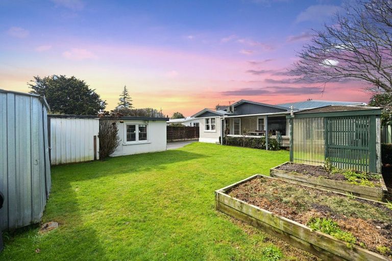 Photo of property in 69 Resthill Crescent, Glenview, Hamilton, 3206