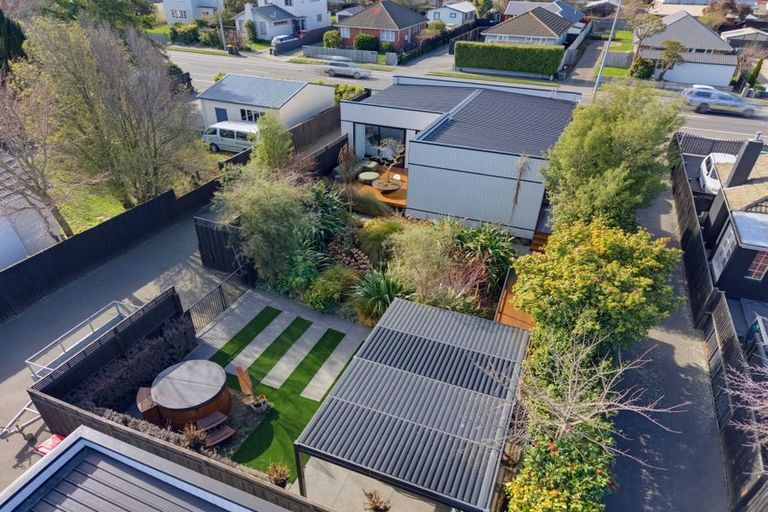 Photo of property in 275 Hills Road, Mairehau, Christchurch, 8013