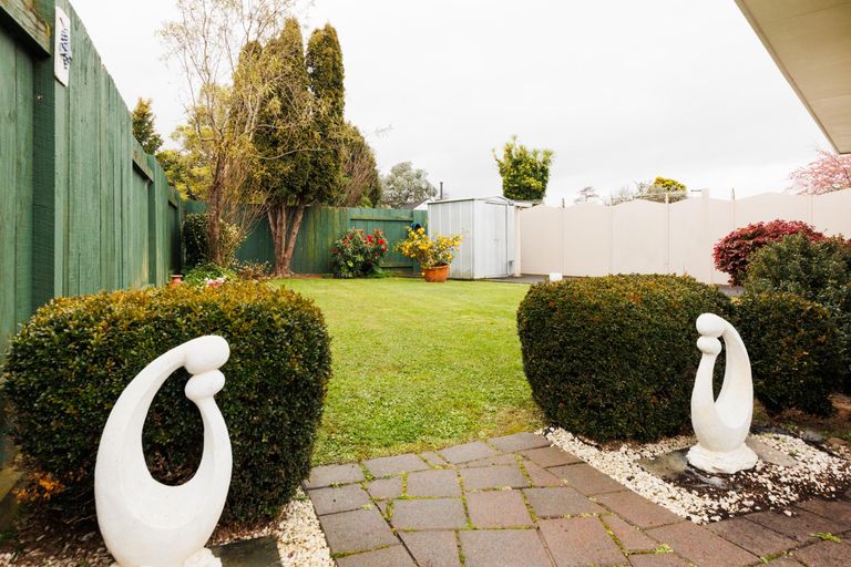 Photo of property in 10a Purdie Place, Milson, Palmerston North, 4414