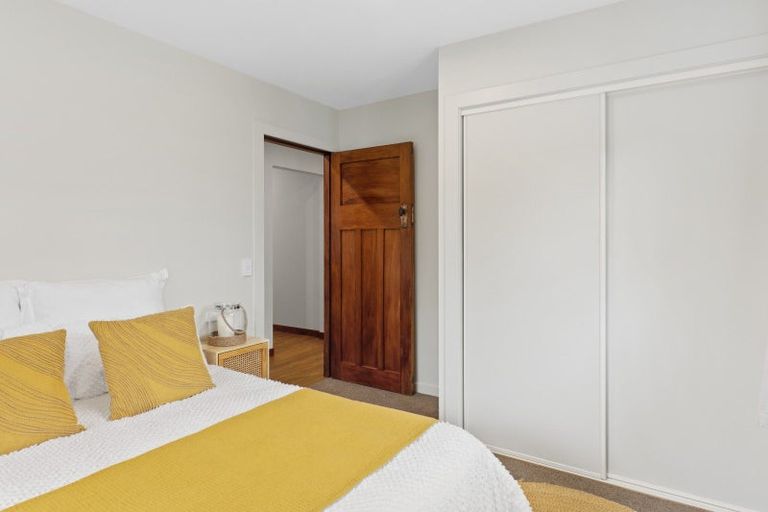 Photo of property in 126 Saint Martins Road, Saint Martins, Christchurch, 8022