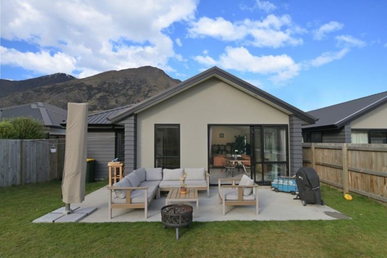 Photo of property in 106a Risinghurst Terrace, Lower Shotover, Queenstown, 9304